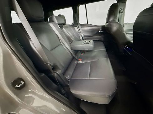 Certified 2025 Lexus GX 550 w/ Accessory Package (2T) AWD/4WD image 29