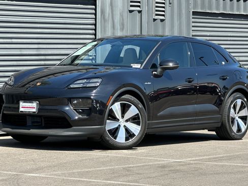 Certified 2024 Porsche Macan 4 Electric AWD/4WD image 1