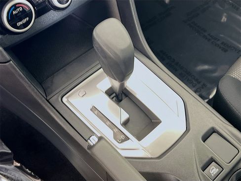 Used 2021 Subaru Crosstrek 2.0i image 16