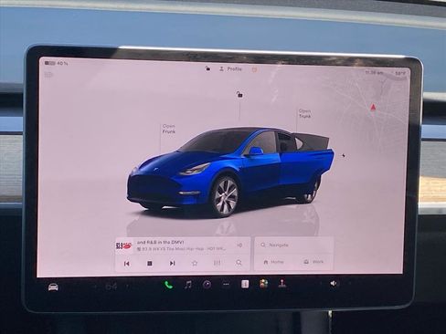 Used 2023 Tesla Model Y Long Range image 9
