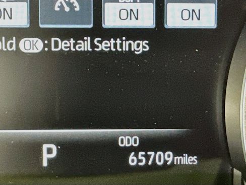 Used 2021 Toyota Highlander Platinum FWD image 19