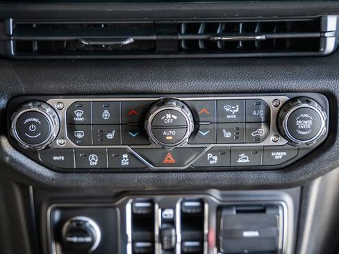 New 2026 Jeep Wrangler Sport S image 22