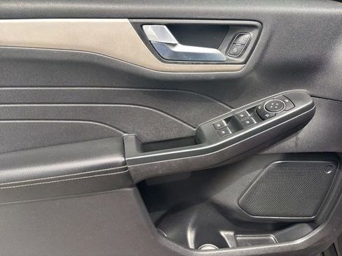 Used 2022 Ford Escape SEL AWD/4WD image 13