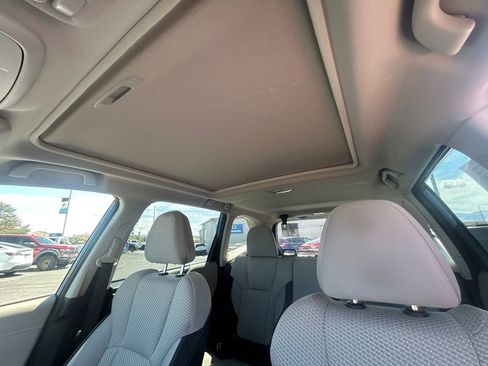 Used 2023 Subaru Forester Premium AWD/4WD image 30