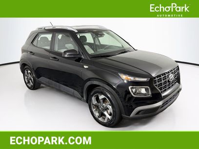 Used 2025 Hyundai Venue SEL
