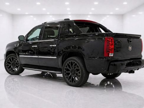 Used 2008 Cadillac Escalade EXT AWD/4WD image 3