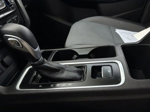 Used 2018 Ford Escape S FWD image 11