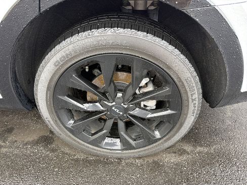 Used 2023 Kia Sorento SX image 14