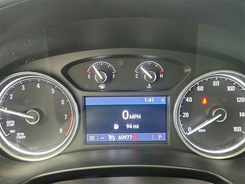 Used 2020 Buick Enclave Essence image 14