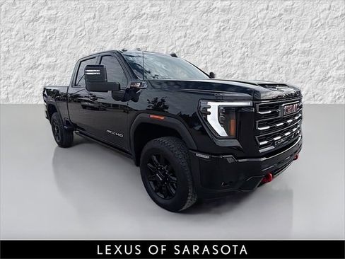 Used 2025 GMC Sierra 2500 AT4 w/ AT4 Premium Plus Package image 1