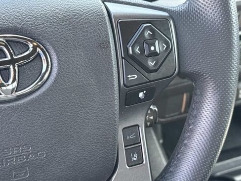 Used 2023 Toyota Tacoma TRD Off-Road AWD/4WD image 40
