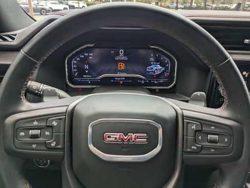 Used 2025 GMC Sierra 1500 AT4 w/ AT4 Premium Package AWD/4WD image 24