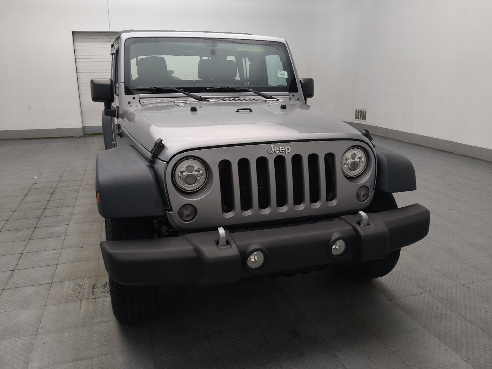 Used 2015 Jeep Wrangler Unlimited Sport w/ Connectivity Group AWD/4WD image 14