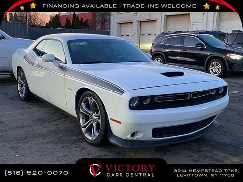 Used 2020 Dodge Challenger R/T image 3