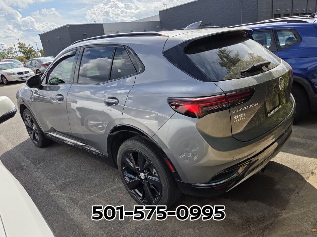 Used 2021 Buick Envision Essence w/ Sport Touring Package FWD image 2