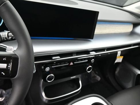 New 2026 Hyundai Ioniq 9 Limited AWD/4WD image 20