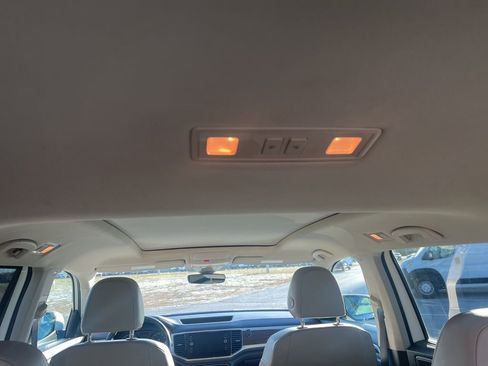 Used 2018 Volkswagen Atlas SEL image 38