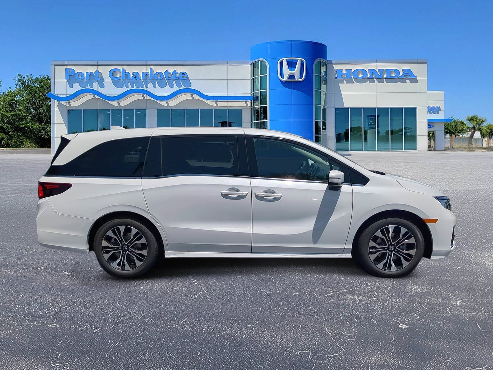 New 2027 Honda Odyssey Elite image 3