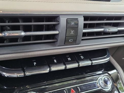 Certified 2022 Lincoln Corsair FWD image 23