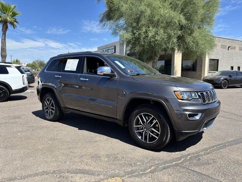 Used 2021 Jeep Grand Cherokee Limited AWD/4WD image 32