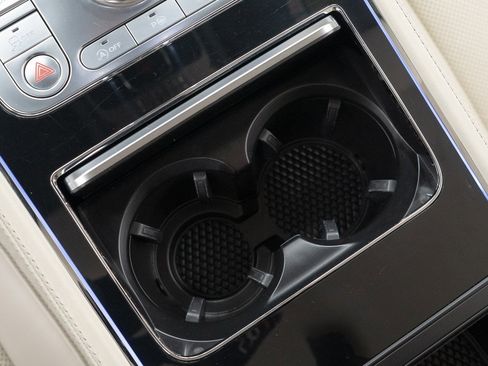 Used 2020 Bentley Continental GT image 38