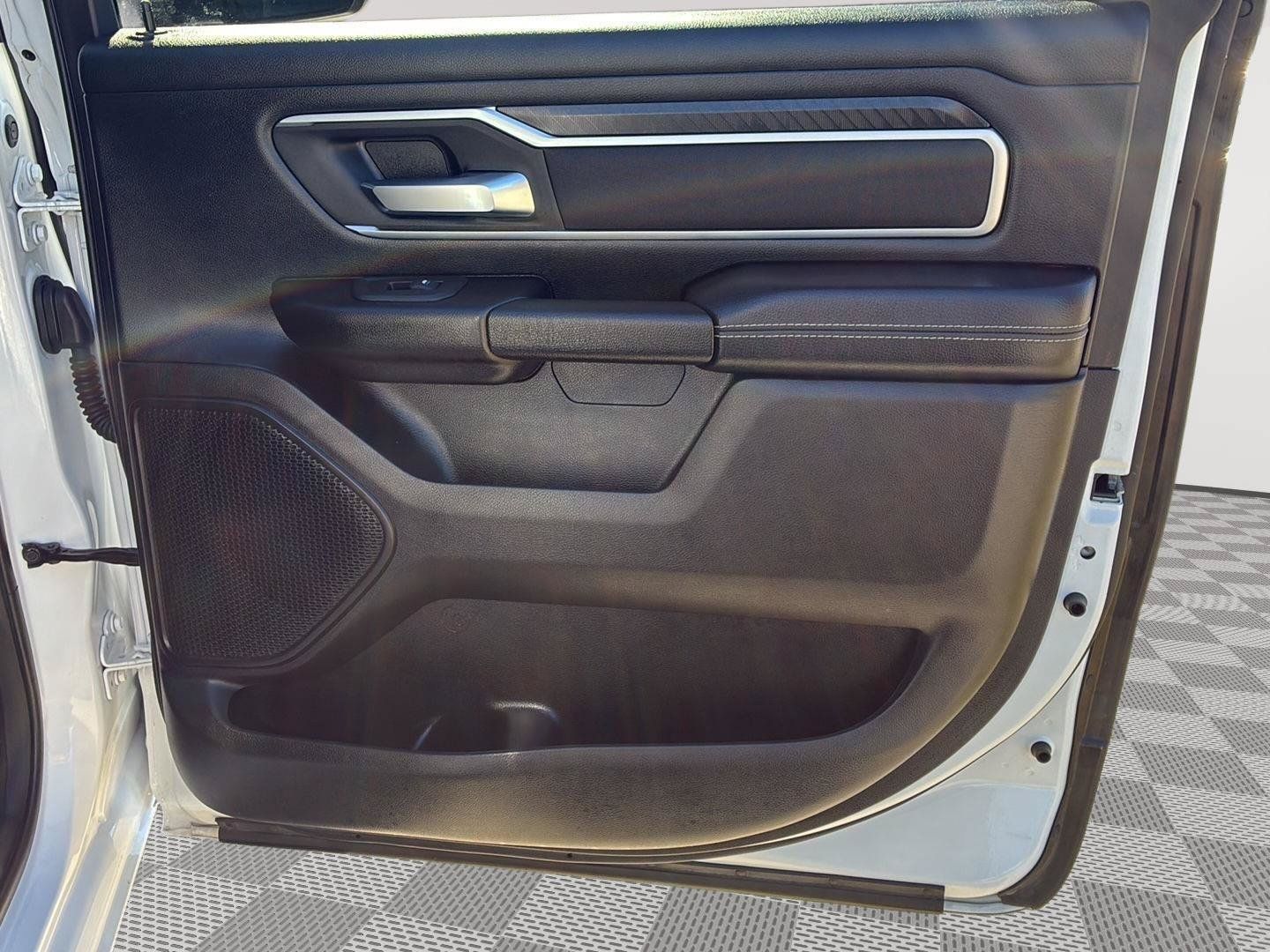 Used 2025 RAM 1500 Big Horn AWD/4WD image 16