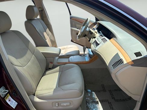 Used 2006 Toyota Avalon XLS FWD image 13