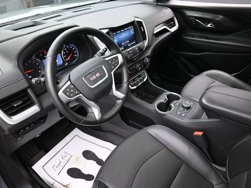 Used 2023 GMC Terrain SLT w/ Tech Package FWD image 18