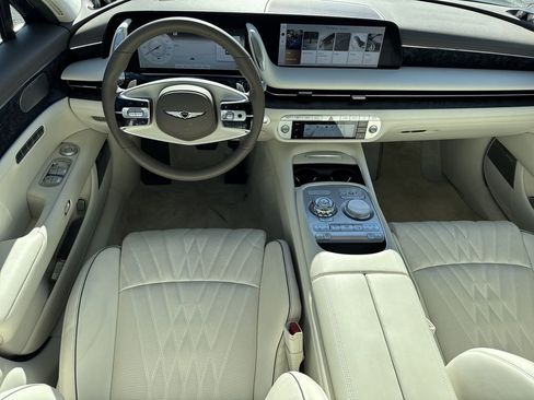Used 2025 Genesis G90 3.5T image 22
