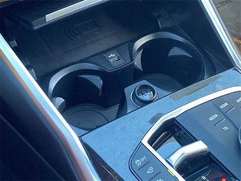 Used 2023 BMW 330i 330i w/ M Sport Package image 31