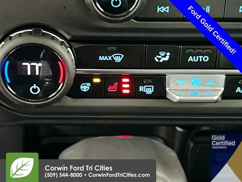 Used 2025 Ford Bronco Badlands image 24