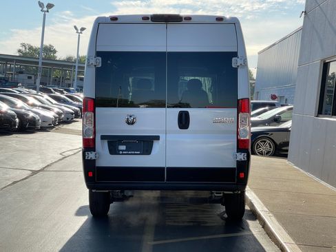 Used 2023 RAM ProMaster 2500 FWD image 4