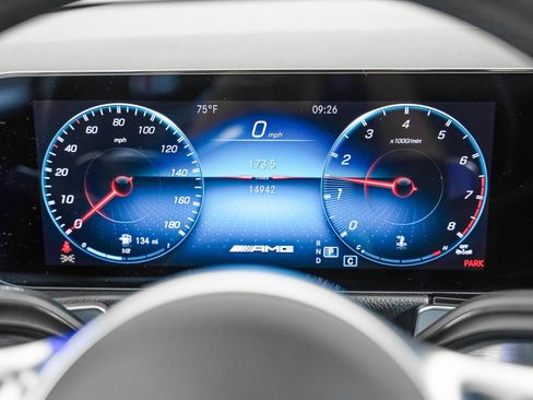 Certified 2023 Mercedes-Benz GLB 35 AMG 4MATIC image 17