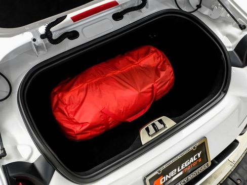 Used 2022 Ferrari 812 GTS RWD image 49