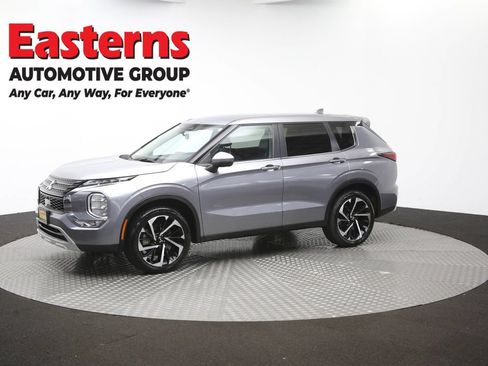 Used 2024 Mitsubishi Outlander SE AWD/4WD image 58