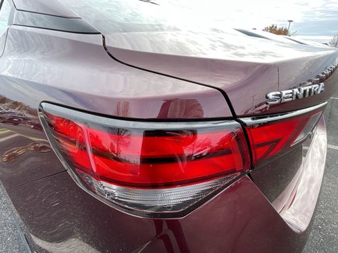 Used 2025 Nissan Sentra SV w/ All-Weather Package FWD image 16