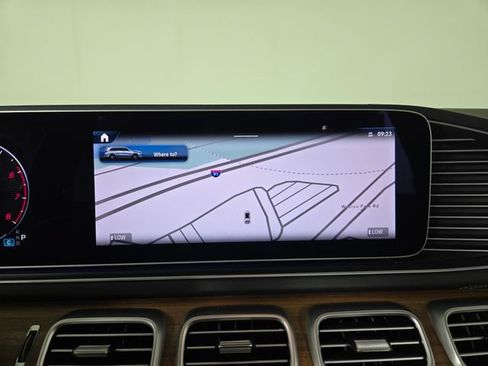 Certified 2026 Mercedes-Benz GLS 450 4MATIC image 31