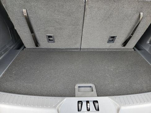 New 2026 Ford Explorer Active RWD image 28
