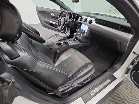 Used 2020 Ford Mustang GT Premium RWD image 33