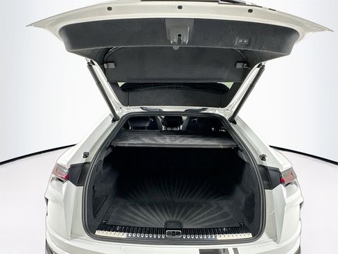 Used 2021 Lamborghini Urus image 30