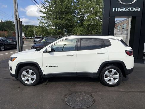Used 2020 Jeep Compass Latitude w/ Popular Equipment Group AWD/4WD image 5
