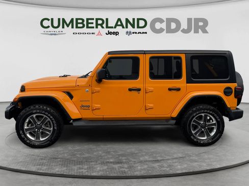Used 2021 Jeep Wrangler Unlimited Sahara w/ Uconnect 4C Nav & Sound Group AWD/4WD image 3
