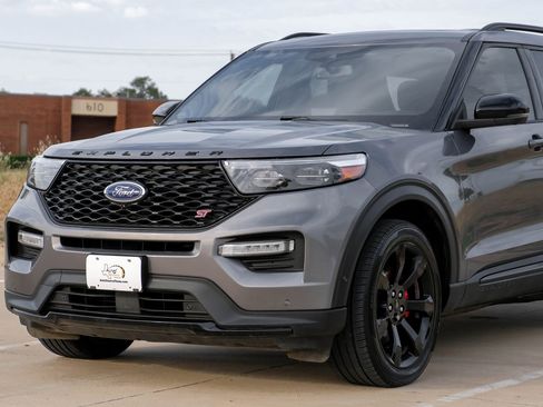 Used 2021 Ford Explorer ST w/ Equipment Group 401A image 8