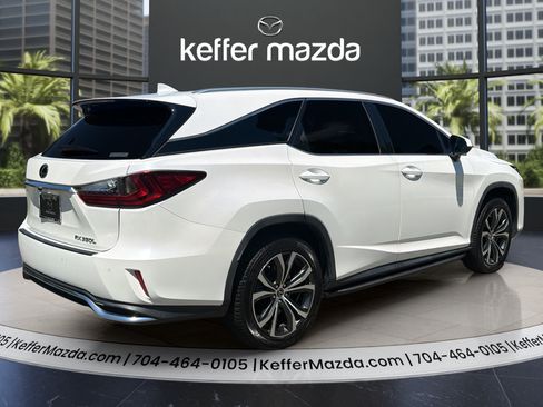 Used 2020 Lexus RX 350L Premium w/ Premium Package AWD/4WD image 7