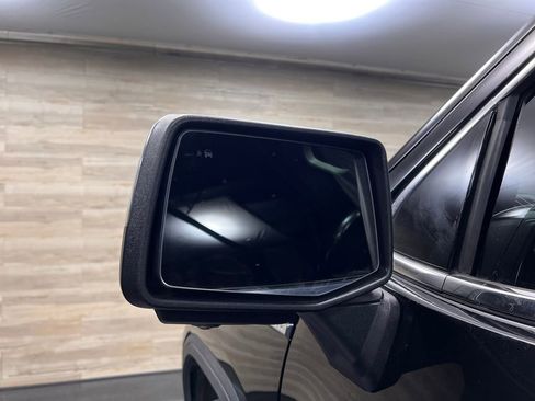 Used 2019 GMC Sierra 1500 Denali w/ Denali Ultimate Package image 32