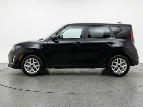 Used 2025 Kia Soul LX w/ LX Technology Package FWD image 5