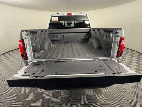 Certified 2025 Ford F150 Platinum w/ Equipment Group 702A High AWD/4WD image 31
