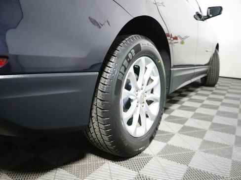 Used 2020 Chevrolet Equinox LS image 10