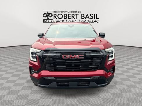New 2027 GMC Terrain Elevation w/ Elevation Premium Package AWD/4WD image 3