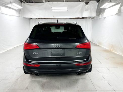 Used 2016 Audi Q5 2.0T Premium Plus w/ Technology Package image 4